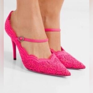 Gucci Virginia Lace Mary Jane Pumps | Bright Pink | EU 39